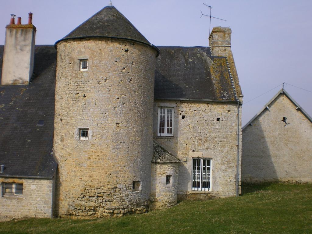 Ferme Manoir La Fiere Acomodação com café da manhã Sainte-Mère-Église Exterior foto