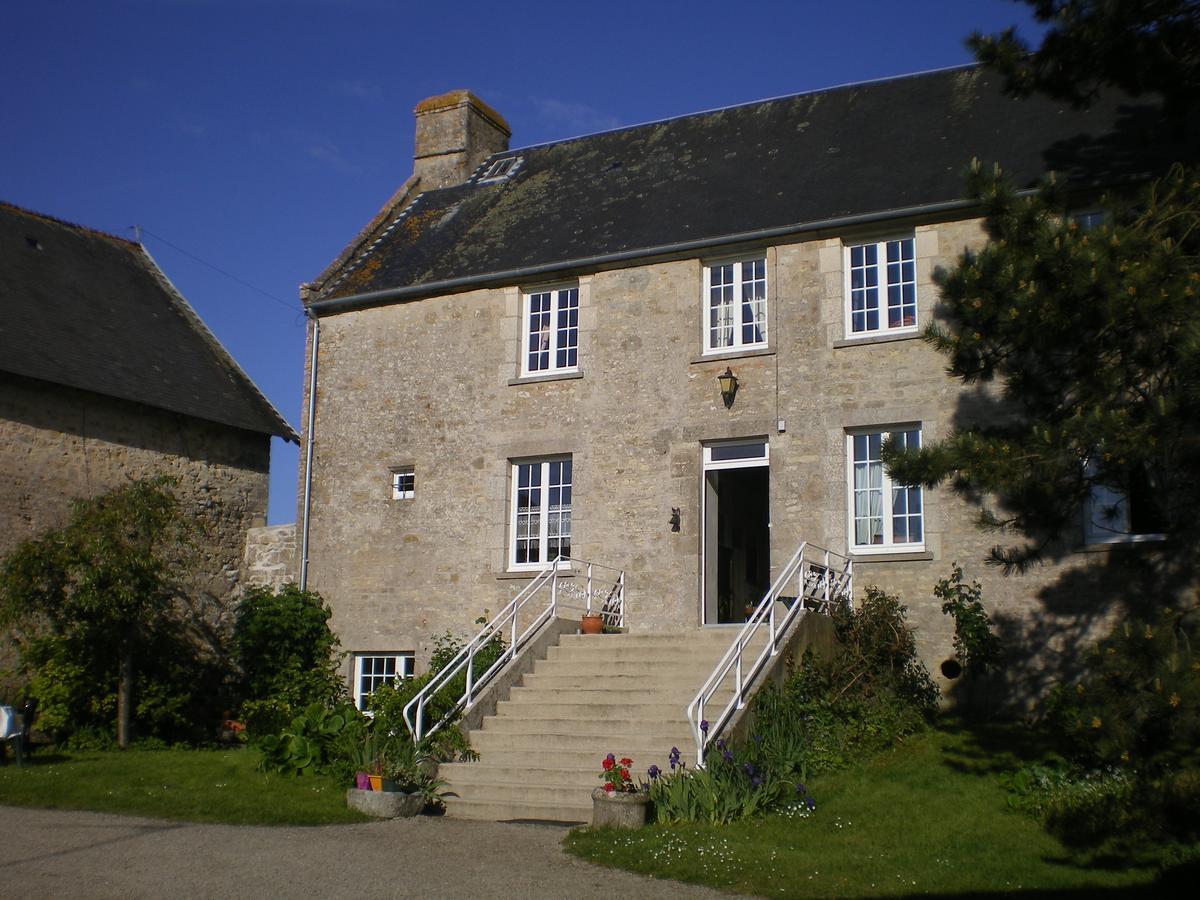 Ferme Manoir La Fiere Acomodação com café da manhã Sainte-Mère-Église Exterior foto