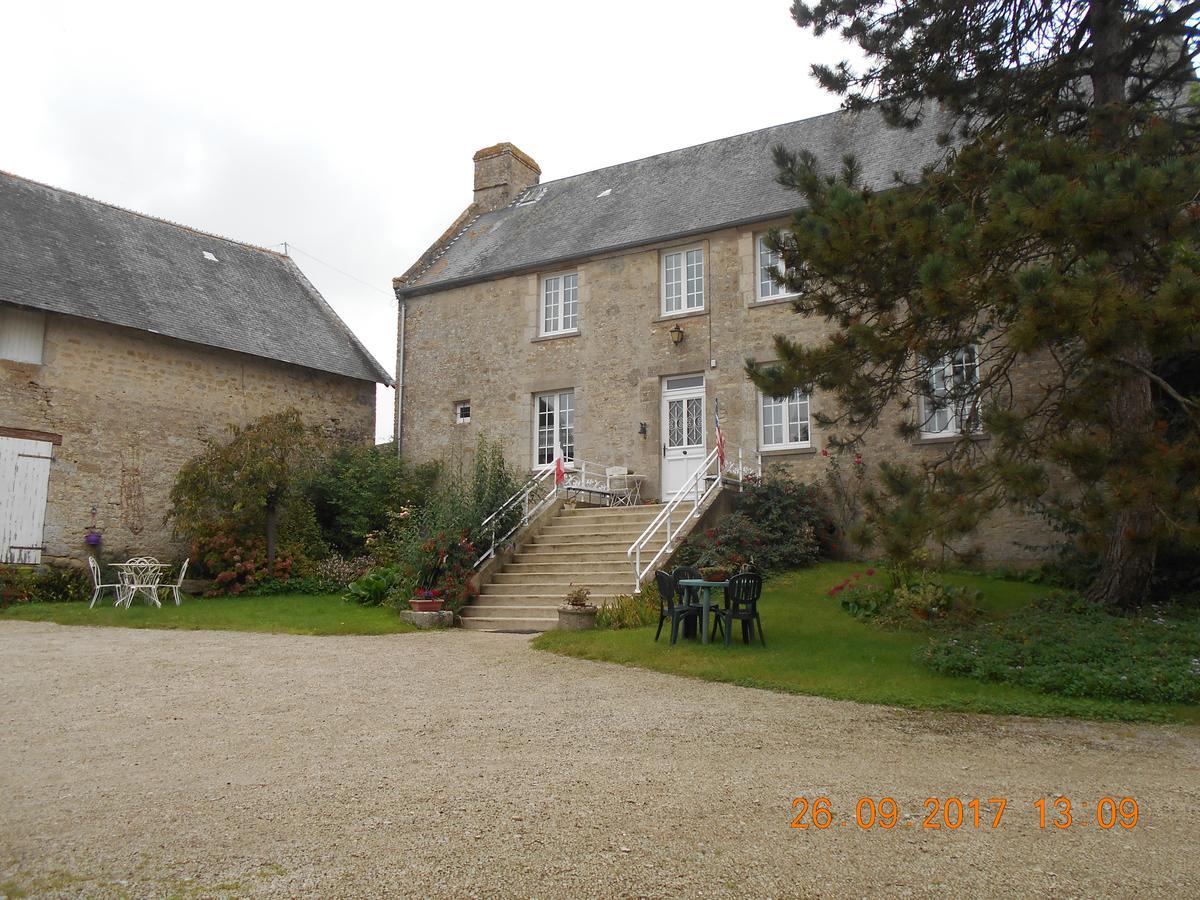 Ferme Manoir La Fiere Acomodação com café da manhã Sainte-Mère-Église Exterior foto