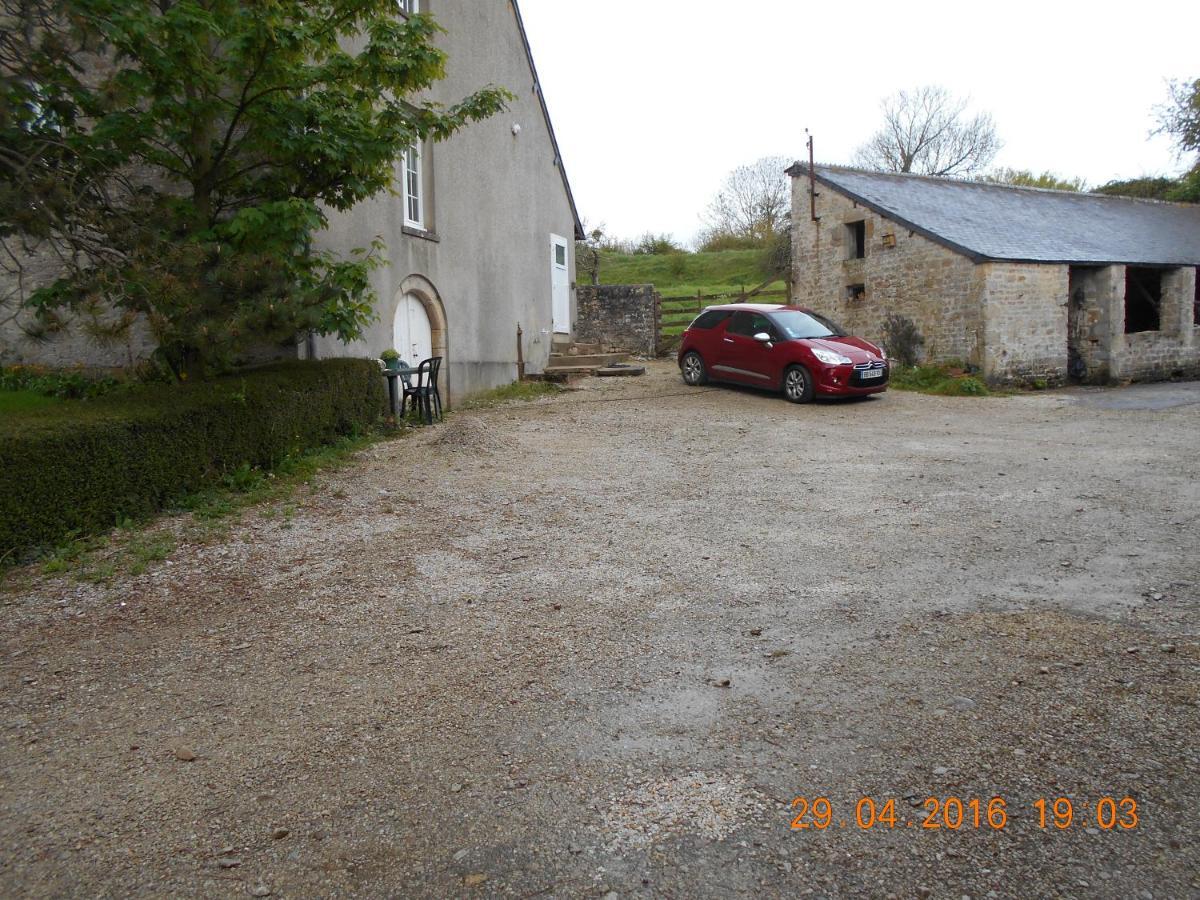Ferme Manoir La Fiere Acomodação com café da manhã Sainte-Mère-Église Exterior foto